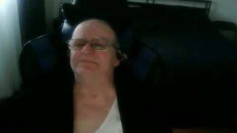 papilly online show from 04/20/26, 09:38