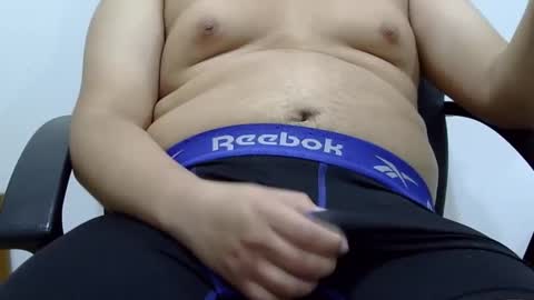 Snapshot of papimexicano703 chatting on 12/26/24, 05:04 papi mexicano en boxers online show from 12/26/24, 05:04