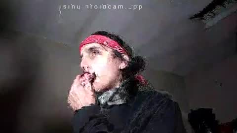 Snapshot of papito20cm chatting on 07/04/26, 03:35 Lau online show from 07/04/26, 03:35
