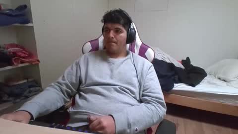 Snapshot of papitowilly999 chatting on 04/22/26, 03:24 Papito online show from 04/22/26, 03:24