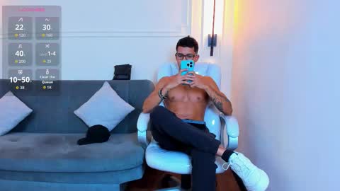 Ryan And Casper online show from 11/04/25, 09:58