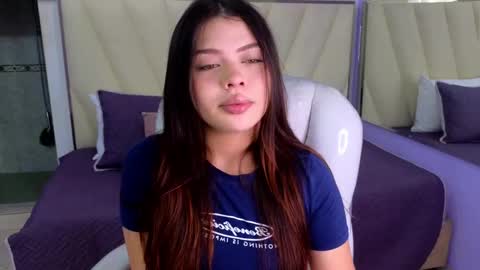 Snapshot of paradise_doll_s chatting on 02/14/25, 05:19 Amy and my doll online show from 02/14/25, 05:19