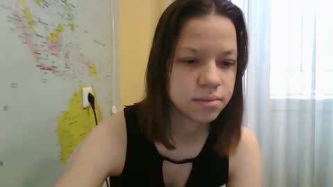 paradise_tease online show from 12/14/25, 07:25