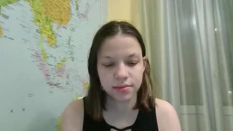 paradise_tease online show from 12/14/25, 07:51