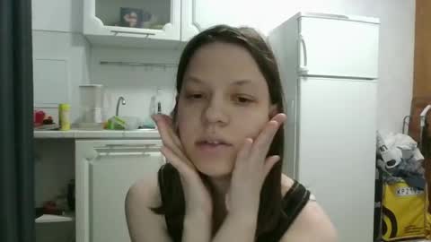 paradise_tease online show from 04/27/26, 05:11