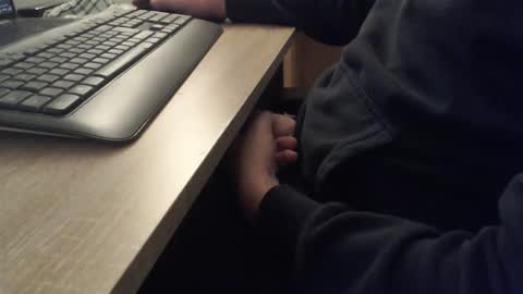 Sascha online show from 10/16/25, 07:09