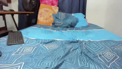 sara and andreu online show from 01/28/25, 09:19