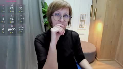 Paris online show from 03/12/25, 01:30