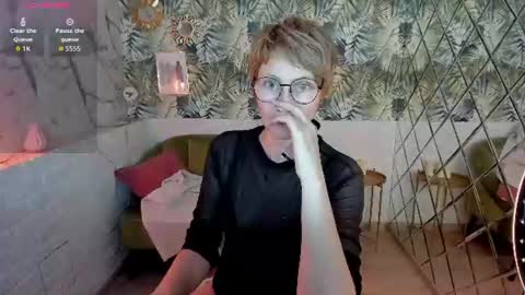 Snapshot of paris_cherry chatting on 08/05/26, 06:33 Paris online show from 08/05/26, 06:33