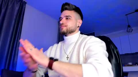 Paris online show from 02/23/25, 09:05