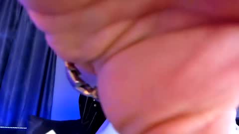 Paris online show from 03/02/25, 05:12