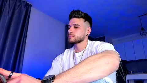 Paris online show from 03/07/25, 06:33