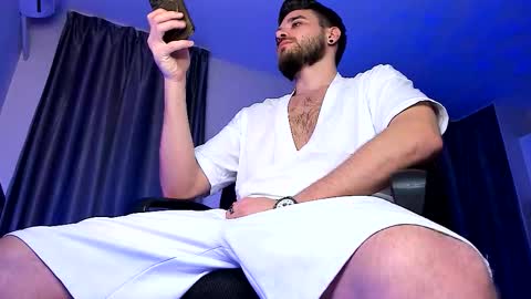 Paris online show from 01/08/26, 01:08