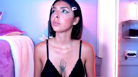 Paris online show from 12/09/24, 06:14