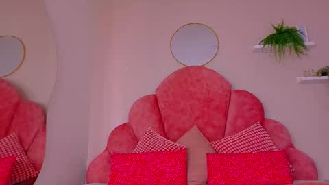 PARIS online show from 02/02/26, 07:45