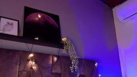 PARIS online show from 02/13/26, 07:59