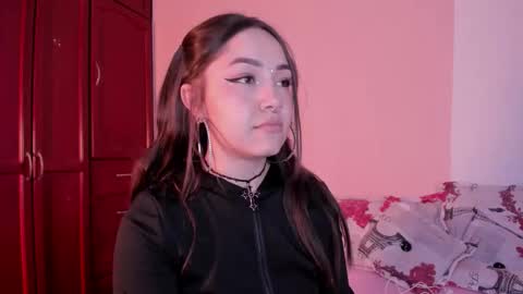 Snapshot of pariss_gold chatting on 09/26/25, 06:17 PARISS online show from 09/26/25, 06:17