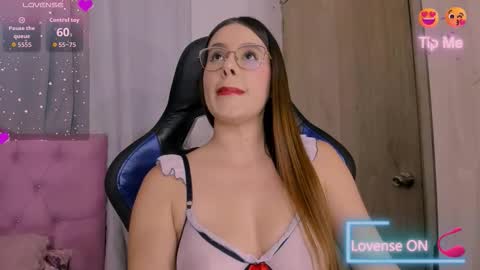 Paris online show from 03/24/26, 06:46