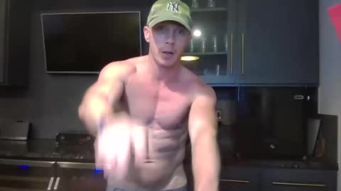 Snapshot of parkerflexes chatting on 05/19/26, 01:06 Parker online show from 05/19/26, 01:06