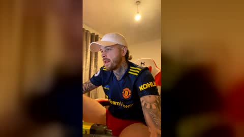 parkertom525 online show from 04/08/26, 07:03