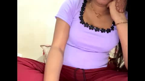 parneetu_642 online show from 03/24/26, 05:01