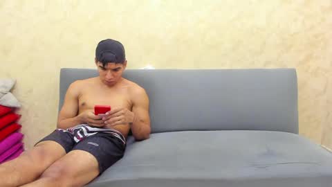 PARTY SWINGER online show from 02/22/25, 04:29