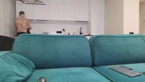 Pashka online show from 02/15/25, 05:19