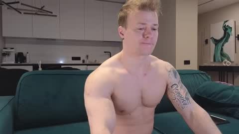 Pashka online show from 02/26/25, 05:53