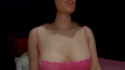 Snapshot of pasionaleshot69 chatting on 08/01/26, 10:58 Violetafantasy online show from 08/01/26, 10:58