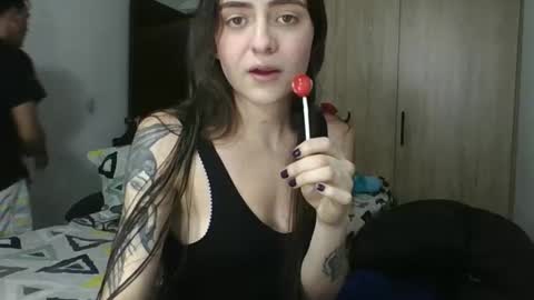 passion_fruit01 online show from 09/19/25, 09:26