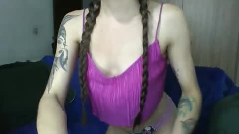 passion_fruit01 online show from 09/29/25, 05:12