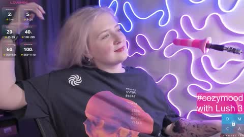 Snapshot of passion_luna chatting on 10/05/25, 07:07 LunaAlan online show from 10/05/25, 07:07