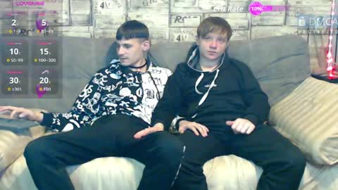 Snapshot of passionate_bonds chatting on 05/12/26, 02:30 Max tall dark-haired guy with tattoos and Phil blond-haired online show from 05/12/26, 02:30