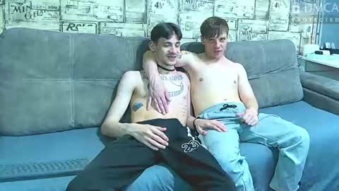Snapshot of passionate_bonds chatting on 06/19/26, 02:16 Max tall dark-haired guy with tattoos and Phil blond-haired online show from 06/19/26, 02:16