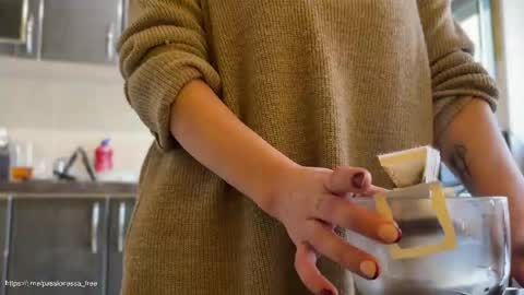 Call me Miss Alice Careful Passion Queen online show from 04/15/26, 06:42