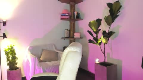    online show from 01/14/26, 01:44