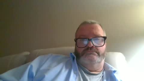 passporttraveler1 online show from 12/27/24, 01:32