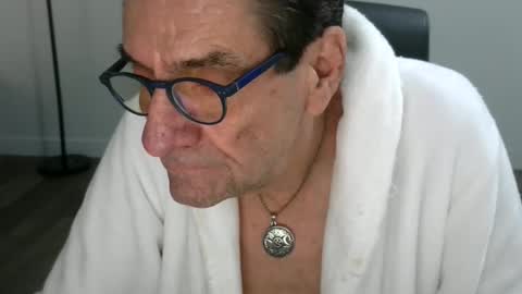 Bob online show from 11/30/25, 02:21