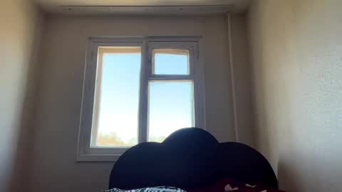 Anika online show from 04/16/26, 07:31