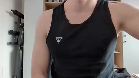 Snapshot of patii132 chatting on 02/02/26, 10:03 patii132 online show from 02/02/26, 10:03