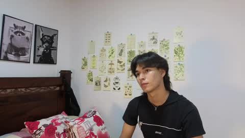 Snapshot of patri_ck_villa chatting on 04/23/26, 10:45 patri_ck_villa online show from 04/23/26, 10:45