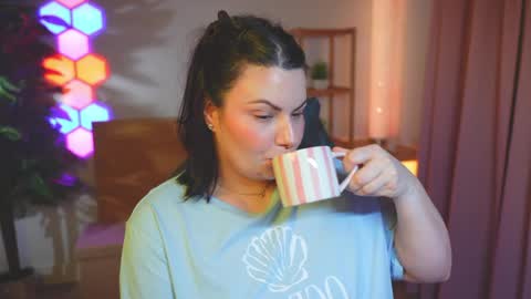 Patricia online show from 04/27/26, 09:02