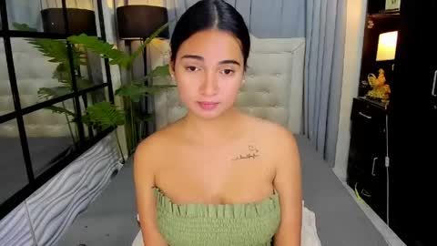 patricia_miller08 online show from 04/17/26, 01:58