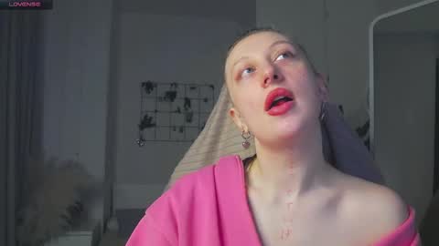 patricia robinson online show from 02/12/25, 07:56