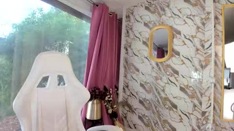 Patricia online show from 09/19/25, 06:37