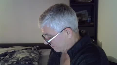 patrick5275 online show from 12/21/24, 08:21