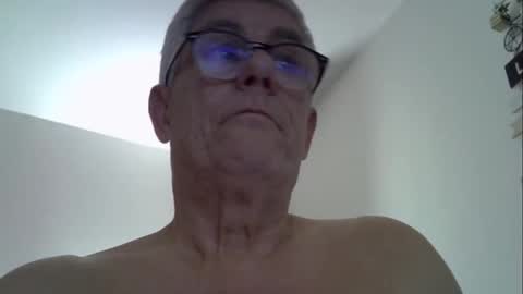 patrick5275 online show from 10/14/25, 08:42