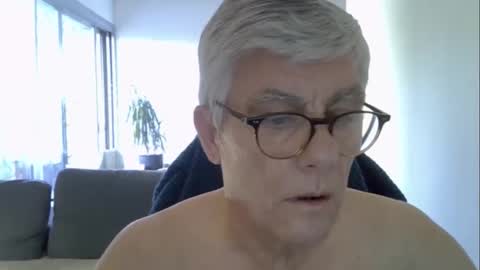 Snapshot of patrick5275 chatting on 05/28/26, 05:38 patrick5275 online show from 05/28/26, 05:38