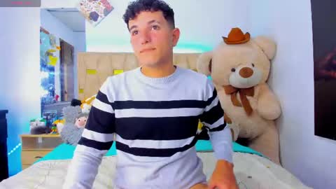 Patrick online show from 08/09/26, 01:40