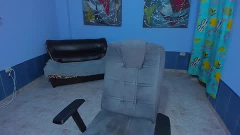 .... online show from 11/25/25, 08:25